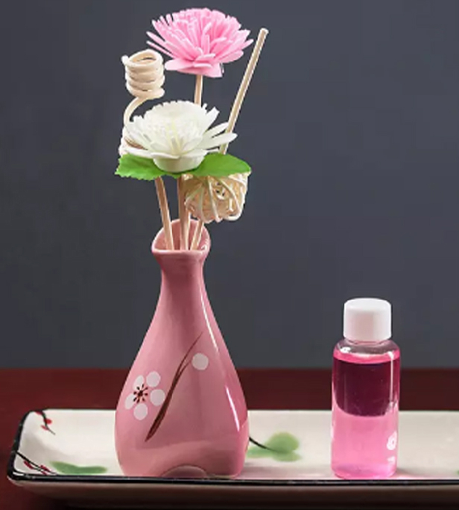 Ceramic Vase Flower Diffuser with Sola Flowers