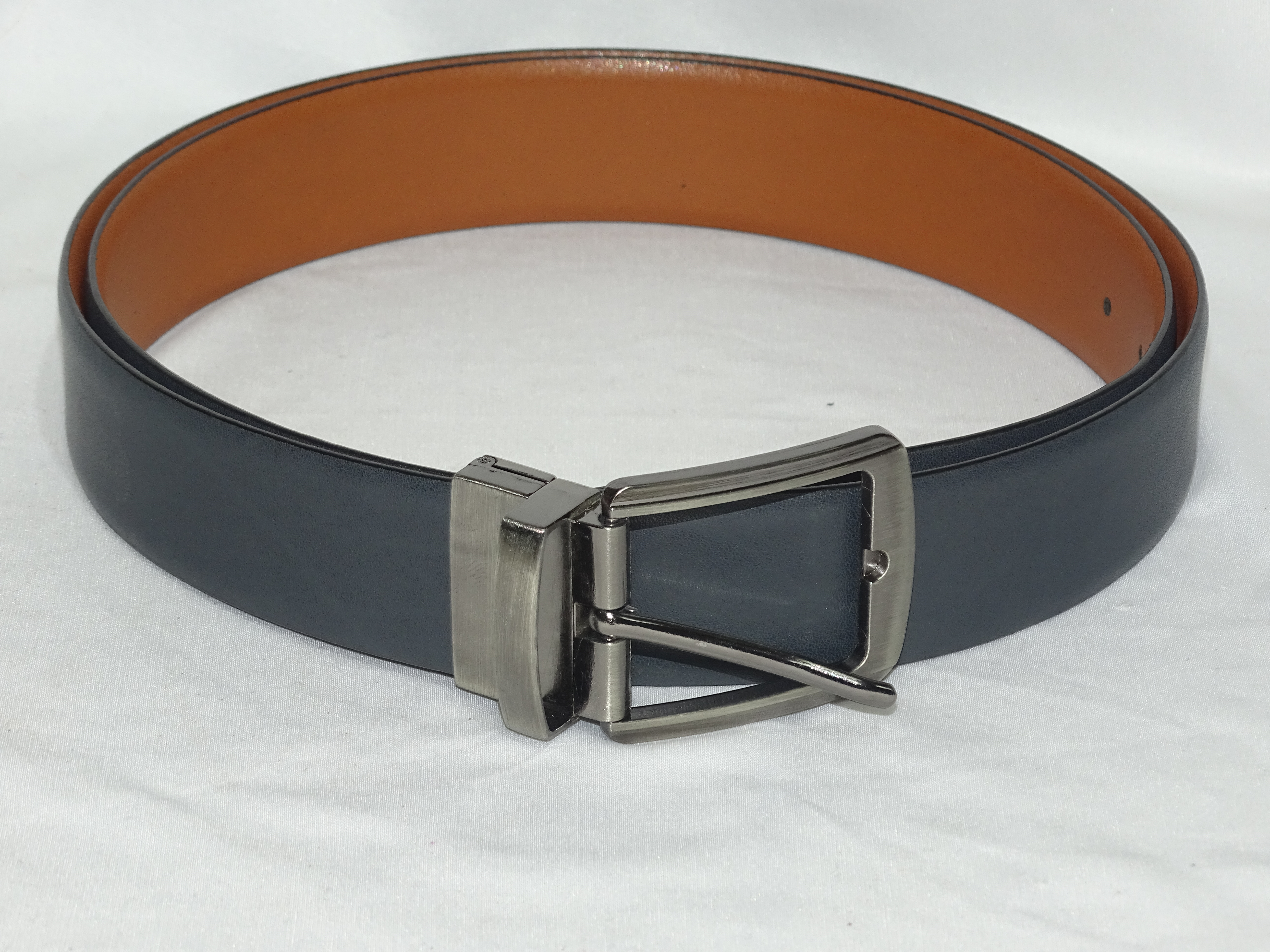 Leather belt