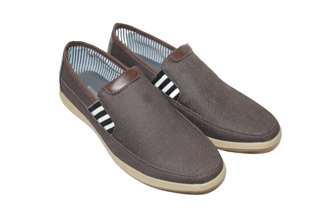 Men's casual shoes